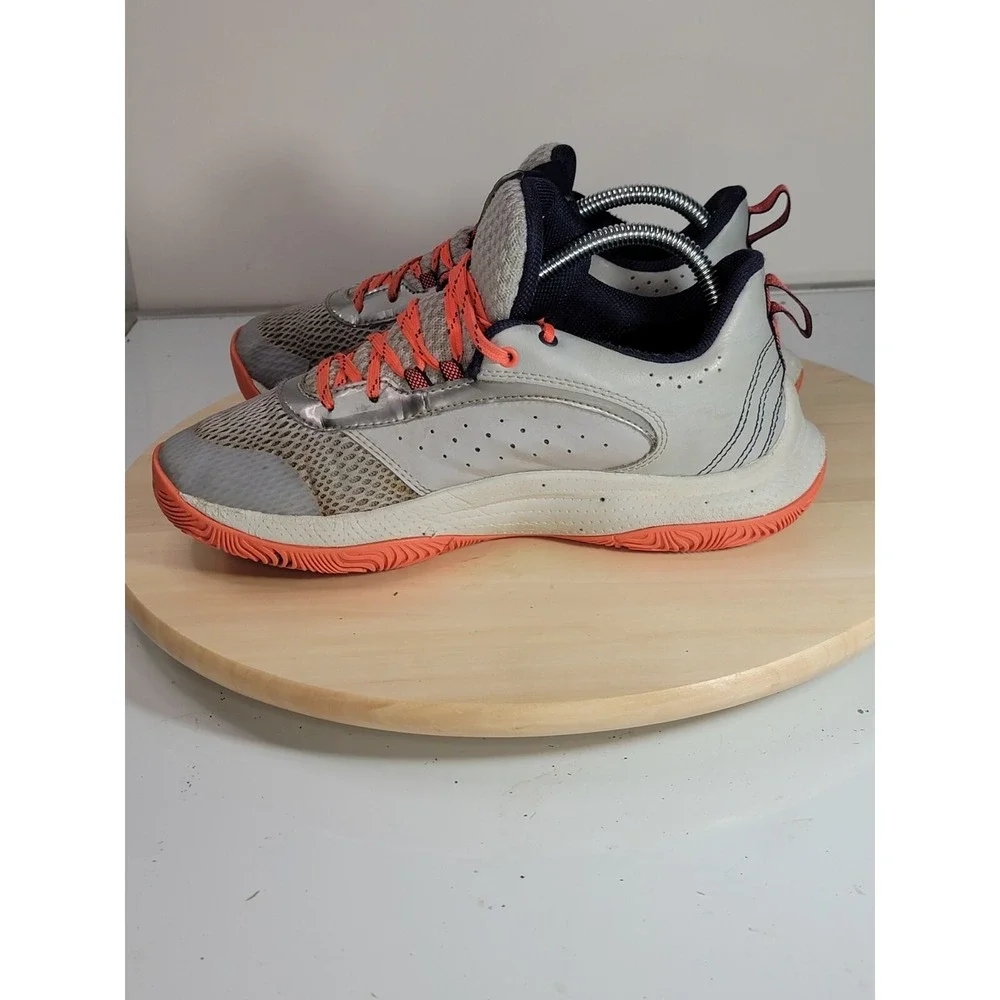 Under Armour Steph Curry 3Z6 Low Mod Grey Youth Shoes Size 7Y 3025091-101